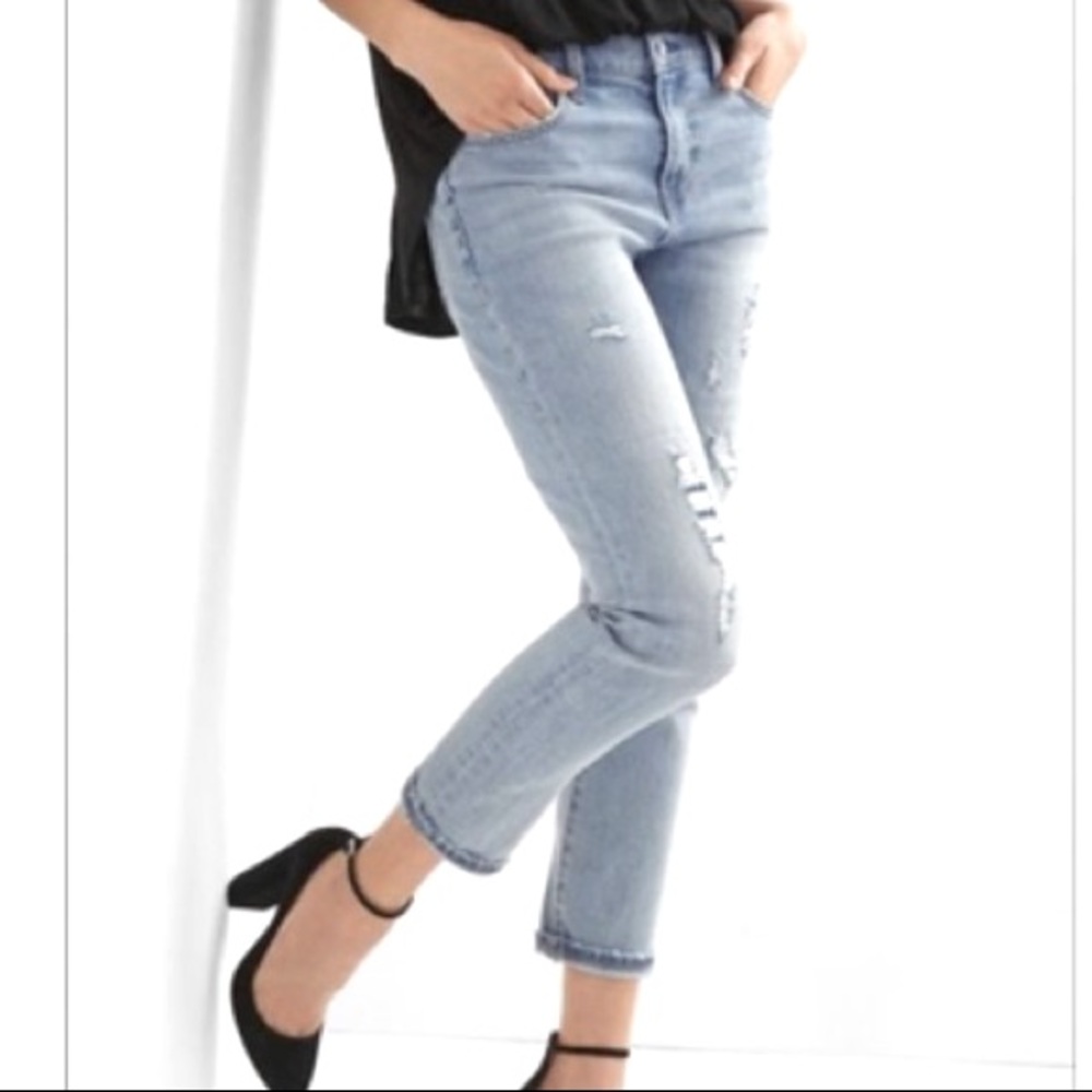 Distressed Girlfriend Jeans